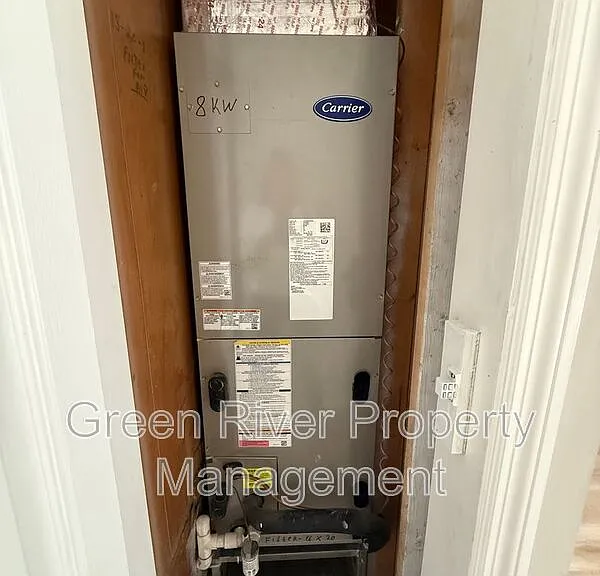 1033 Ake Ln — Photo 20