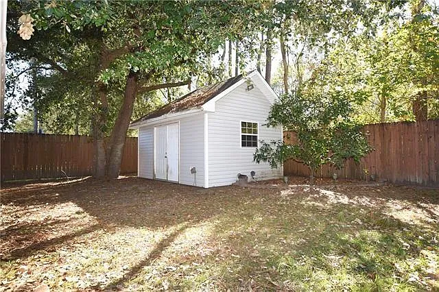 1618 Shylock Dr — Photo 18