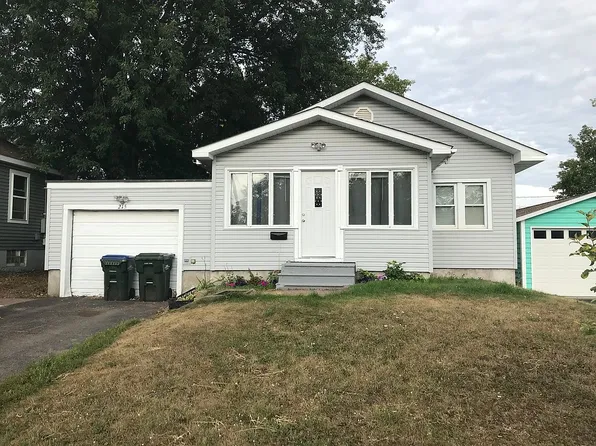 215 3rd St, Cloquet, MN 55720