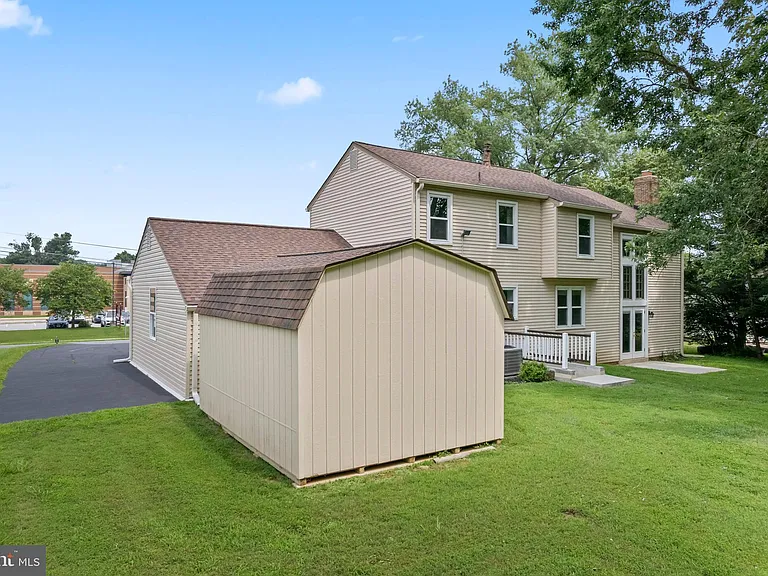 17004 Cashell Rd — Photo 69