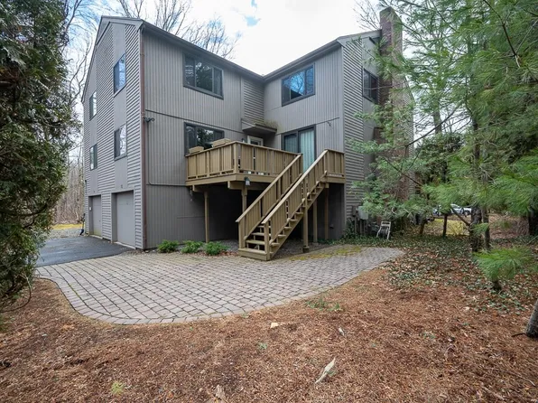 18 Treetop Park, Westborough, MA 01581