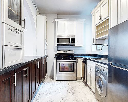 3rd image of 2099 Frederick Douglass Blvd APT 5B