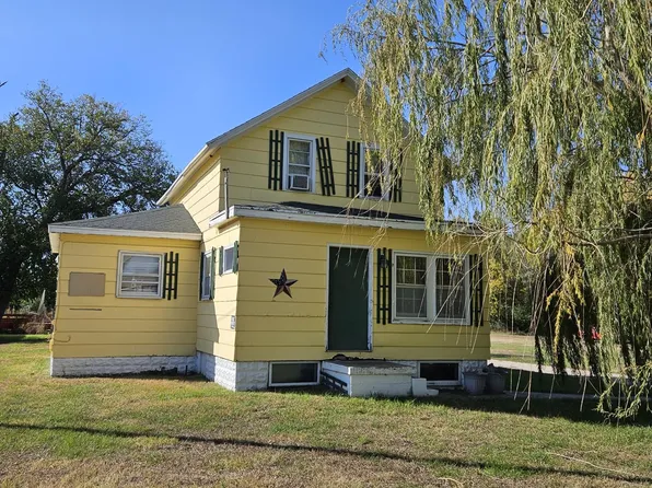 2208 S 1st St, Norfolk, NE 68701