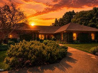 850 Belleair Ln, Bristol, VA 24201