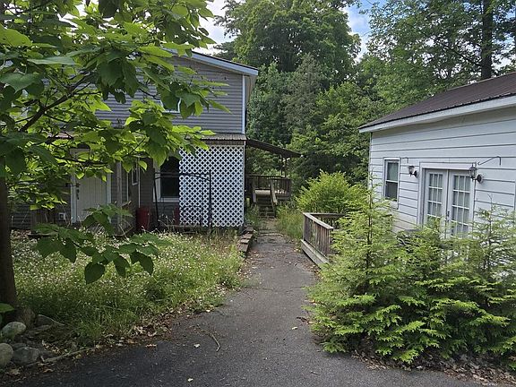 2nd image of 6 Lake Street