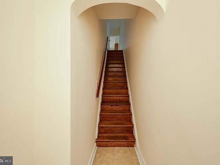 725 Madison Ave #2 — Photo 7