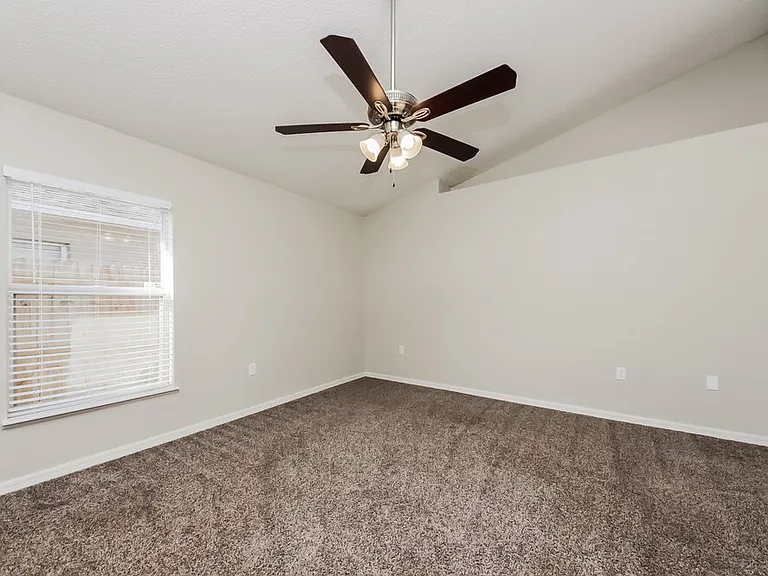 2923 Elbib Dr — Photo 7