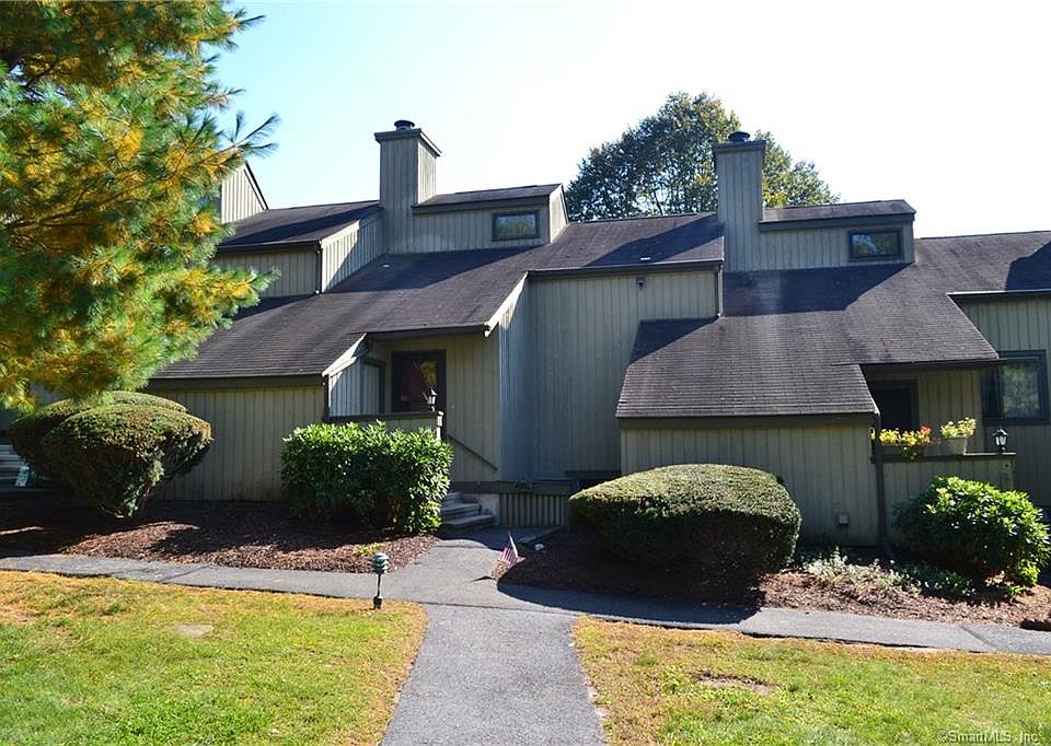 2nd image of 380 Old Waterbury Rd APT 14