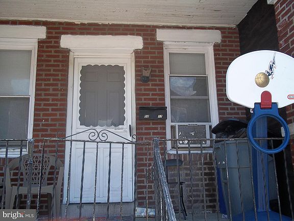 2nd image of 5219 Glenloch St
