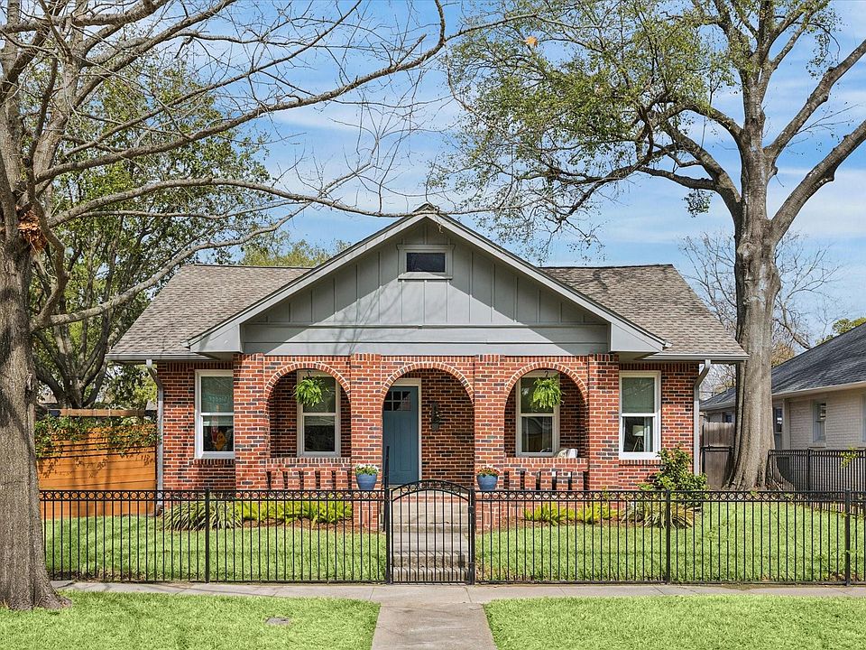 1st image of 827 Sledge St