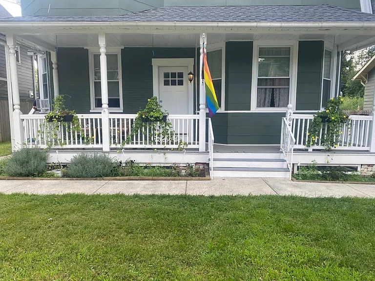 204 W Redman Ave #1 — Photo 8