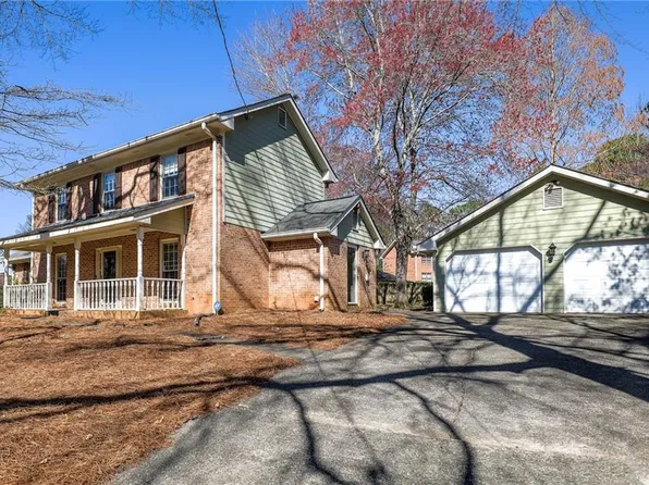 4210 Gladney Dr, Atlanta, GA 30340