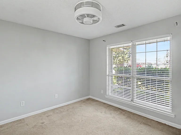1110 Cornett Ct — Photo 15