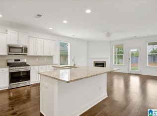4068 Park Crossings Dr, Chelsea, AL 35043