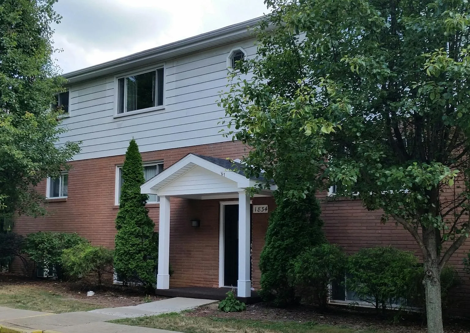 2 bed, 775 sqft, $685 — Photo 1