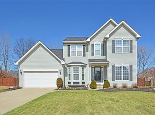 37306 Pebble Ct, North Ridgeville, OH 44039