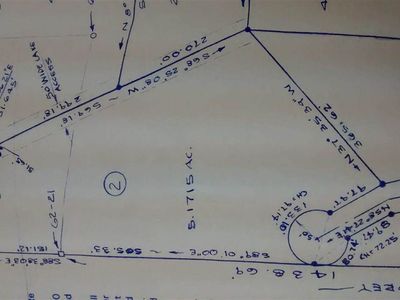 2 Baywood Ln, New Concord, KY, 42076