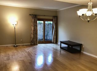 1045 Pine St, Menlo Park, CA 94025