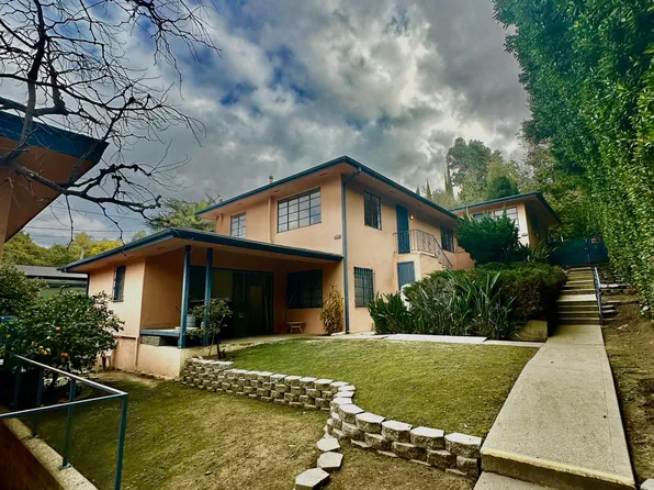 2618 Griffith Park Blvd, Los Angeles, CA 90039