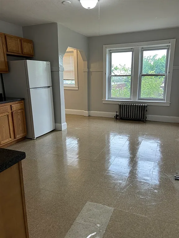 2 bed, 800 sqft, $1,650 — Photo 3