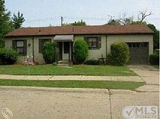 21116 Nummer St, Warren, MI 48089