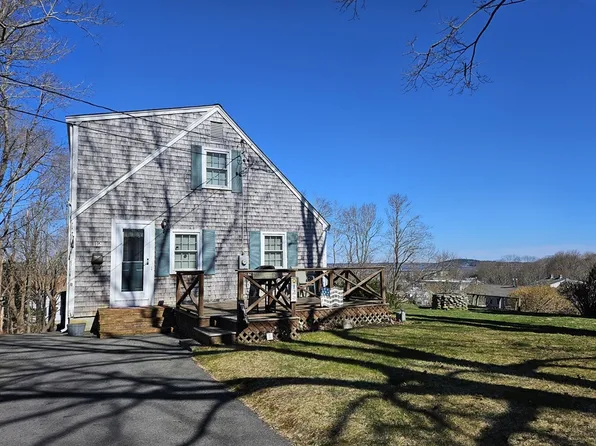 12 Savery Avenue Ter, Plymouth, MA 02360
