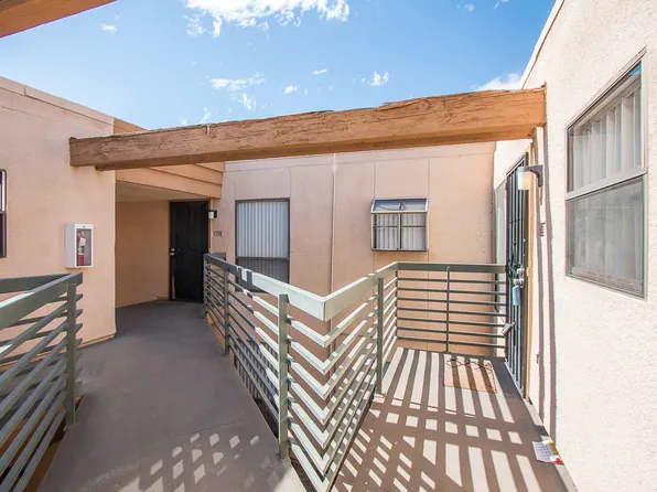 3330 W Danbury Rd #E203, Phoenix, AZ 85053