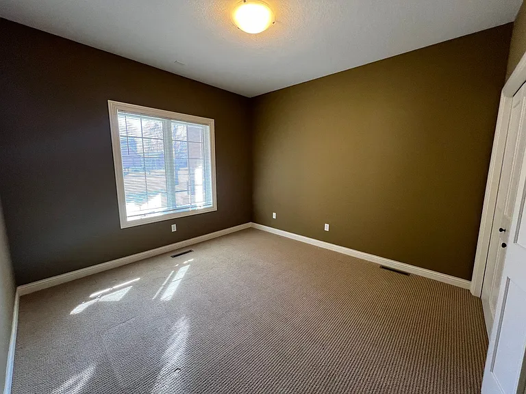 694 Panorama Cir NW — Photo 13