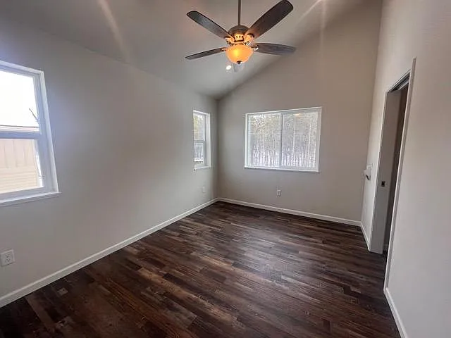 244 Westwoods Dr #244B — Photo 5