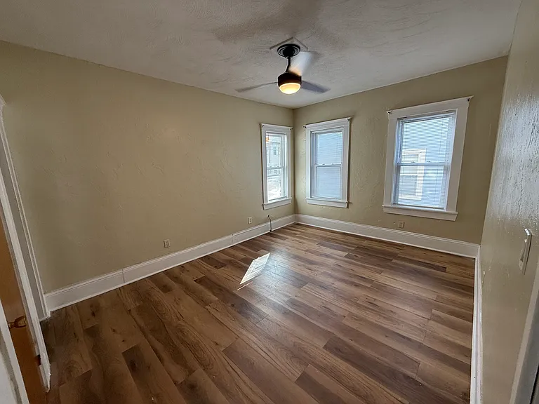 18-20 Wolcott St #1 — Photo 5