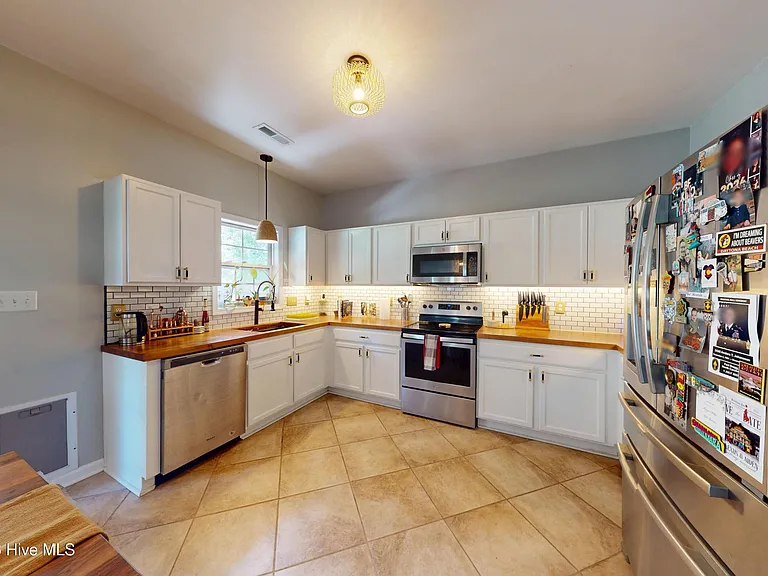 345 Shepherd Trl — Photo 13