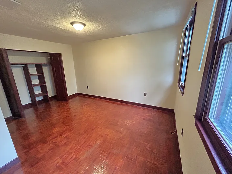 3rd floor - bedroom #4