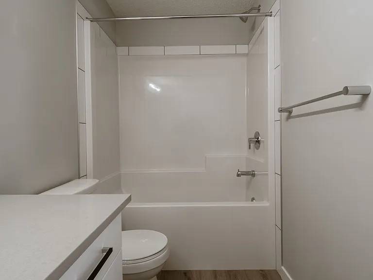 5530 Schonsee Dr NW — Photo 15