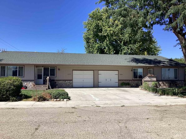 21017 Cottonwood Dr, Greenleaf, ID 83626