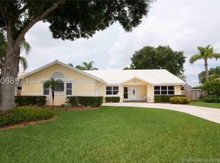 6503 Abotts Mill Ave, Davie, FL 33331