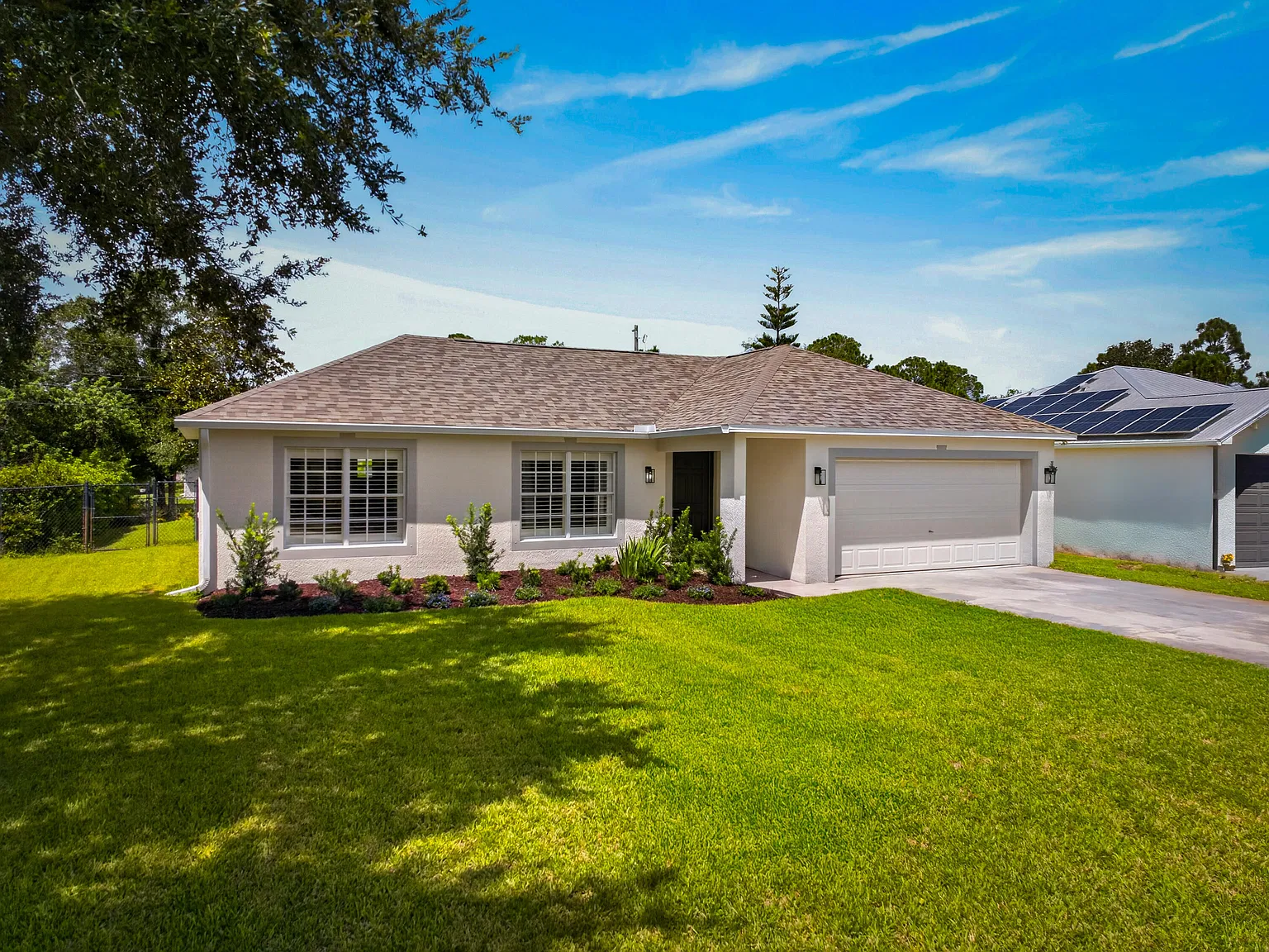 3 bed, 2.0 bath, 1560 sqft, $3,500 — Photo 1