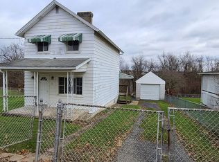 12 North St, Atlasburg, PA