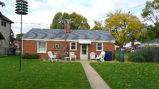 2nd image of 2651 Leona St