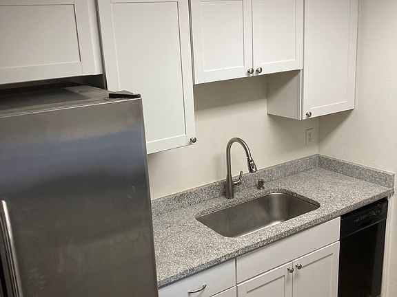 2nd image of 3472 E Ludlow Dr