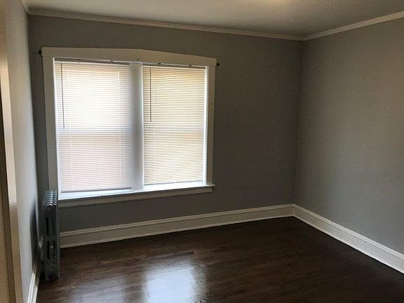 5th image of 2508 N Leclaire Ave #1