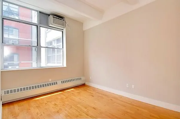 Sold by Struck Realty | media 3