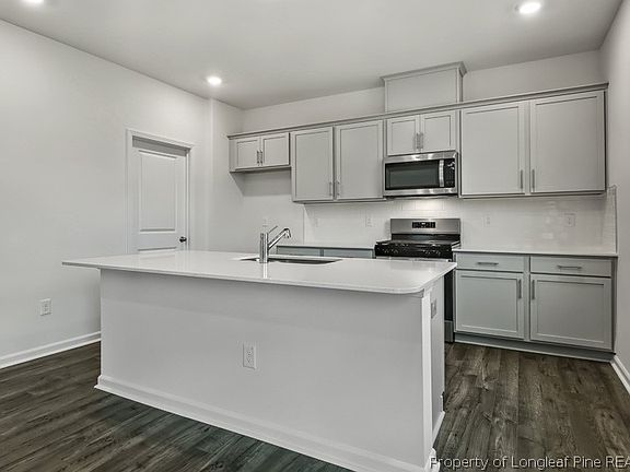 7th image of this home