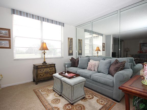 4th image of 6400 NW 2nd Ave #2200