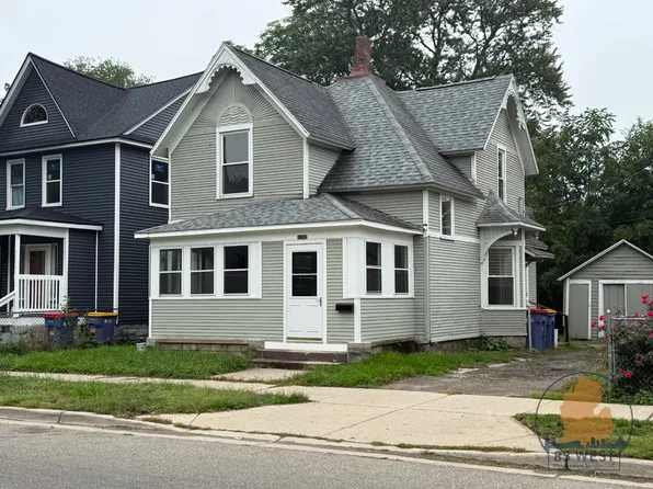 1107 Madison Ave SE, Grand Rapids, MI 49507