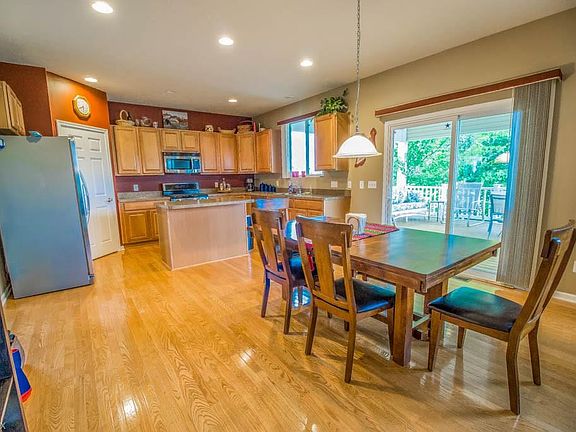 5th image of 5467 Royal Brook Dr