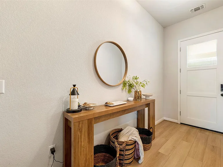 8204 Orizzonte St — Photo 4