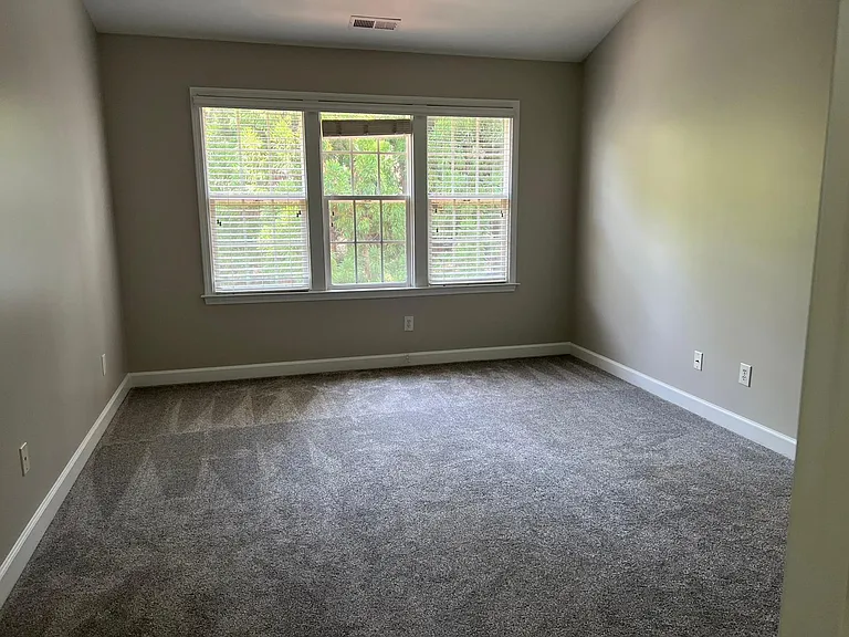6034 Four Townes Ln — Photo 3