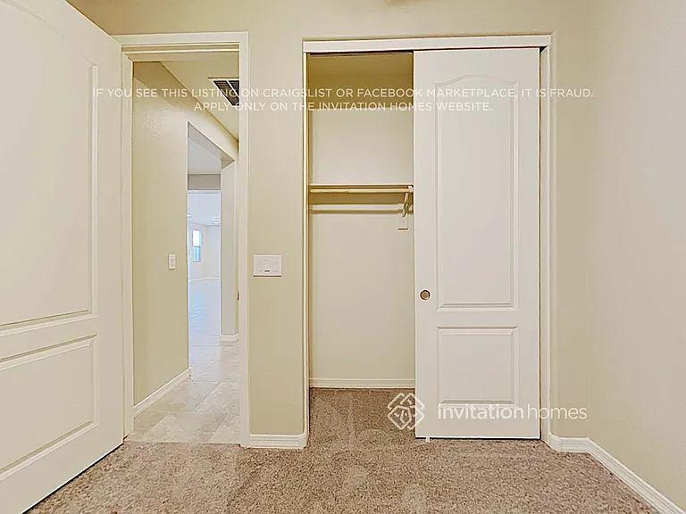 19018 W Yucatan Dr — Photo 9