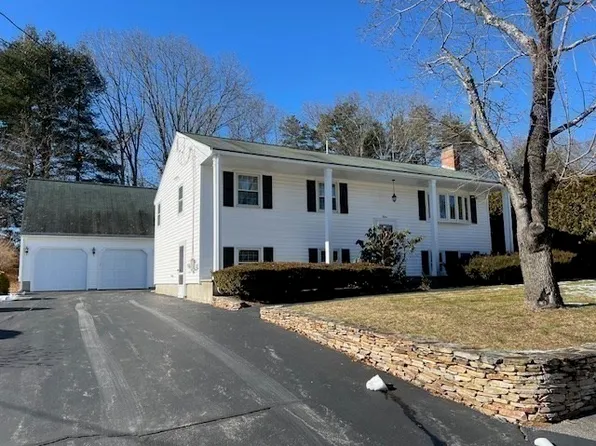 12 Ruthellen Rd, Hudson, MA 01749