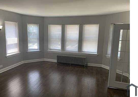 2nd image of 7625 S East End Ave APT 3W